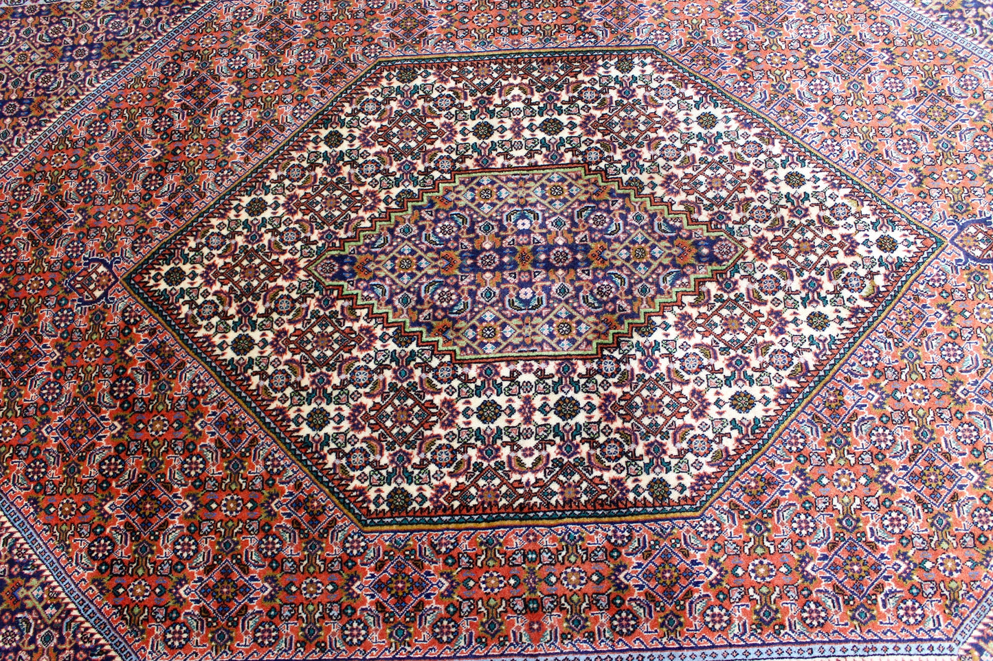 Bidjar Tekab
