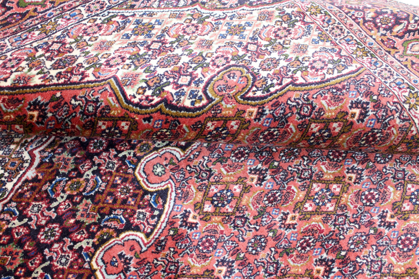 Bidjar Tekab