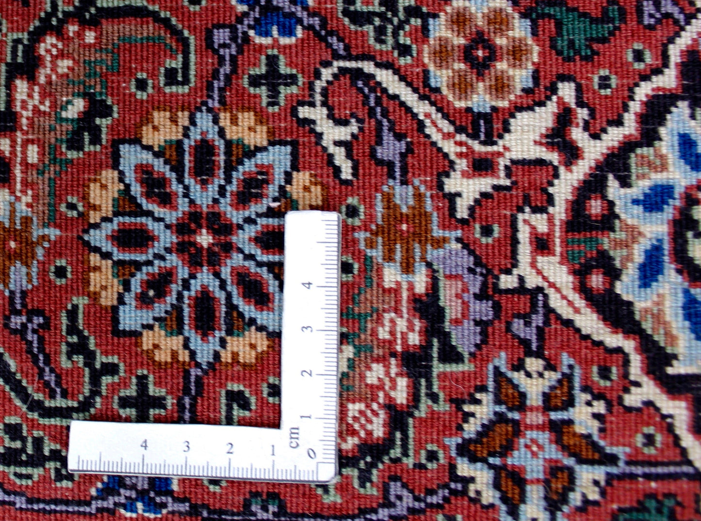 Bidjar Tekab