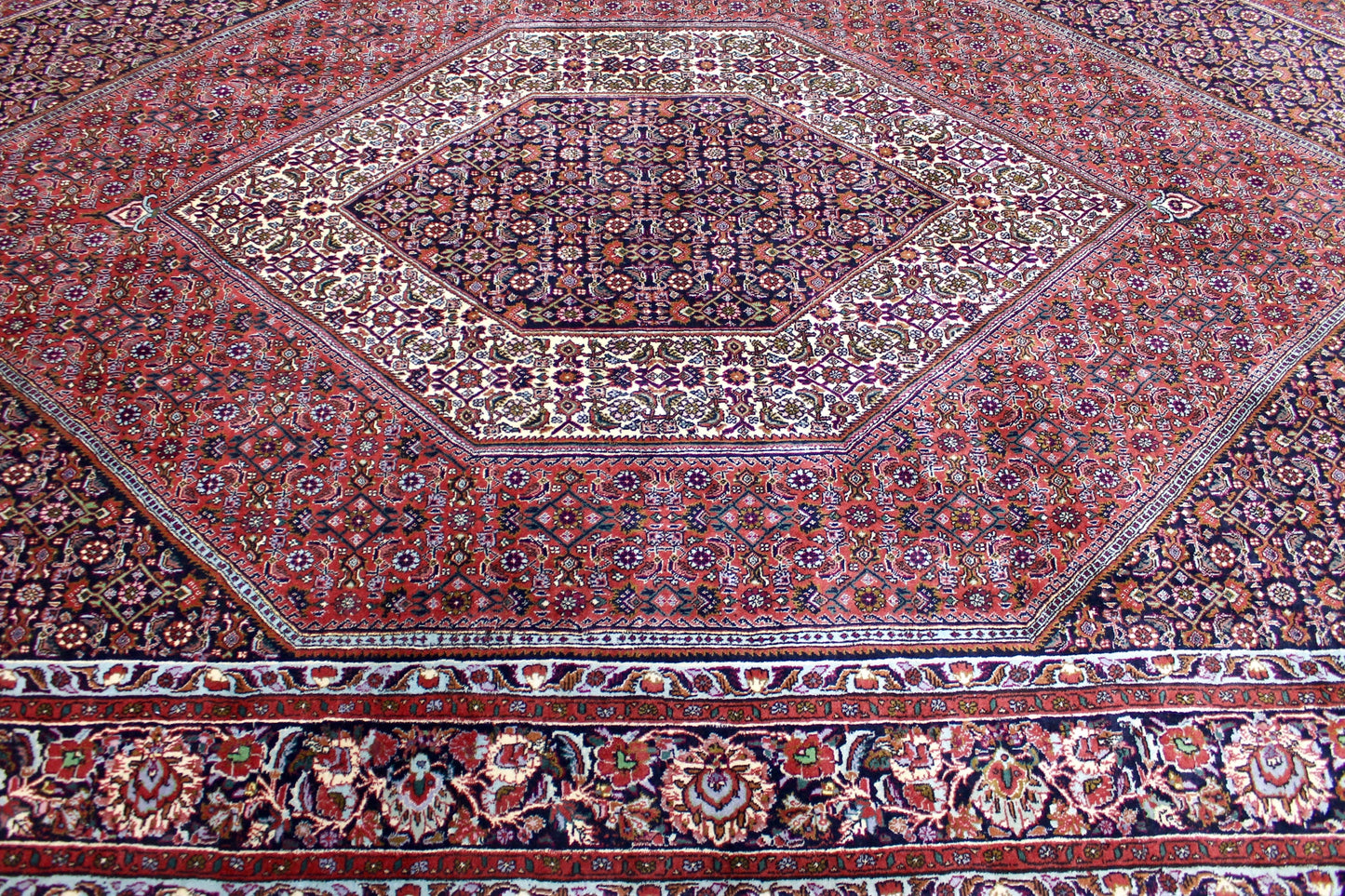 Bidjar Tekab