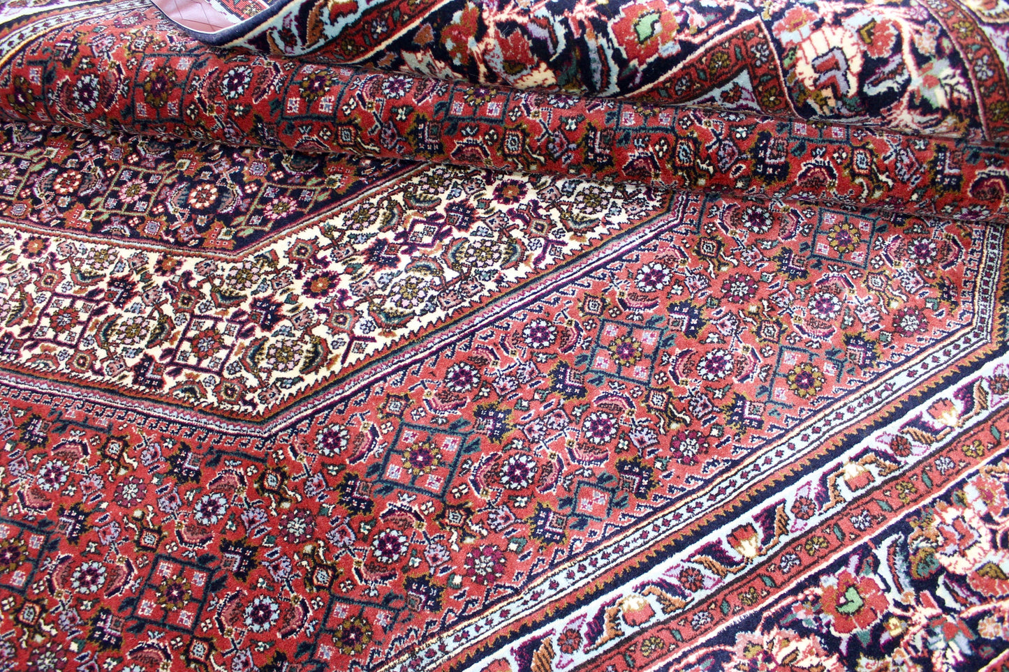 Bidjar Tekab