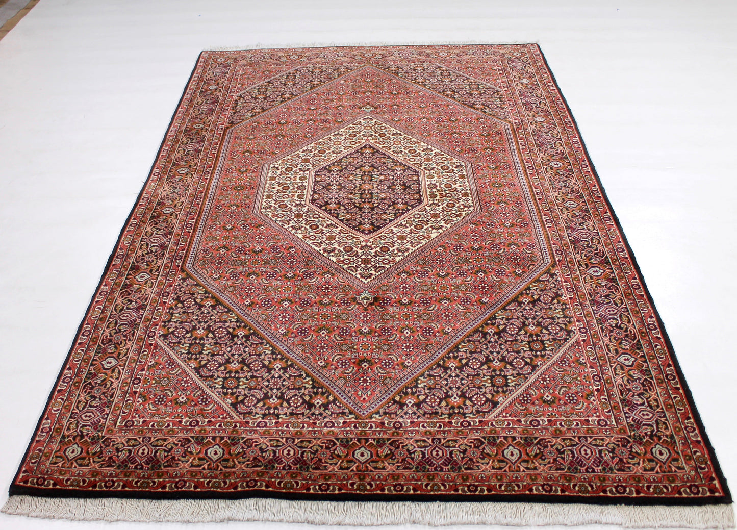 Bidjar Tekab