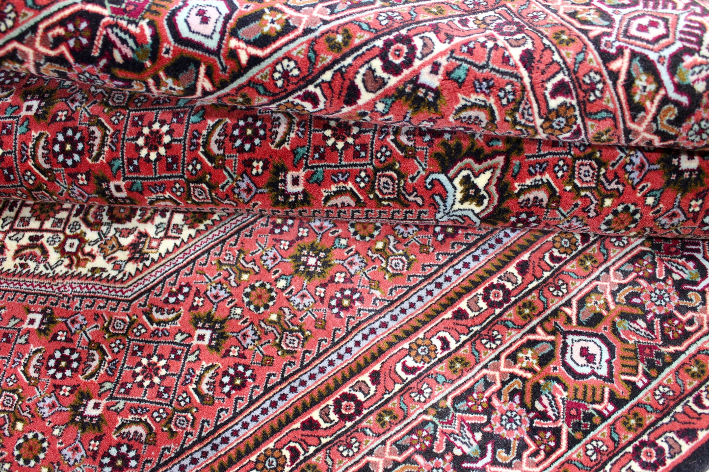 Bidjar Tekab
