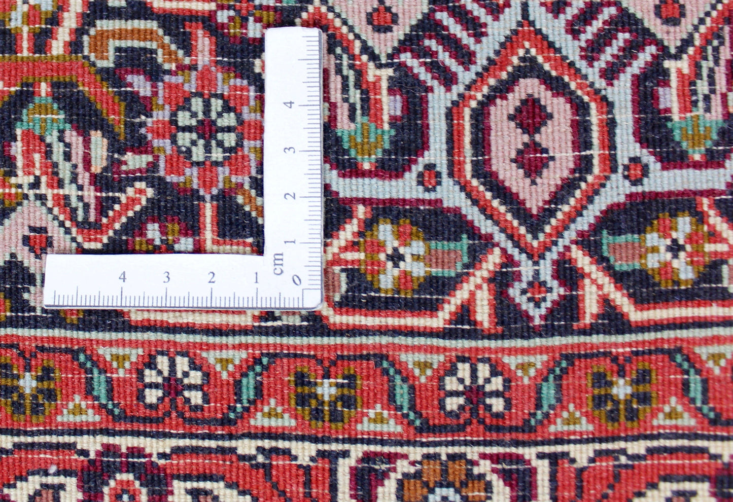 Bidjar Tekab