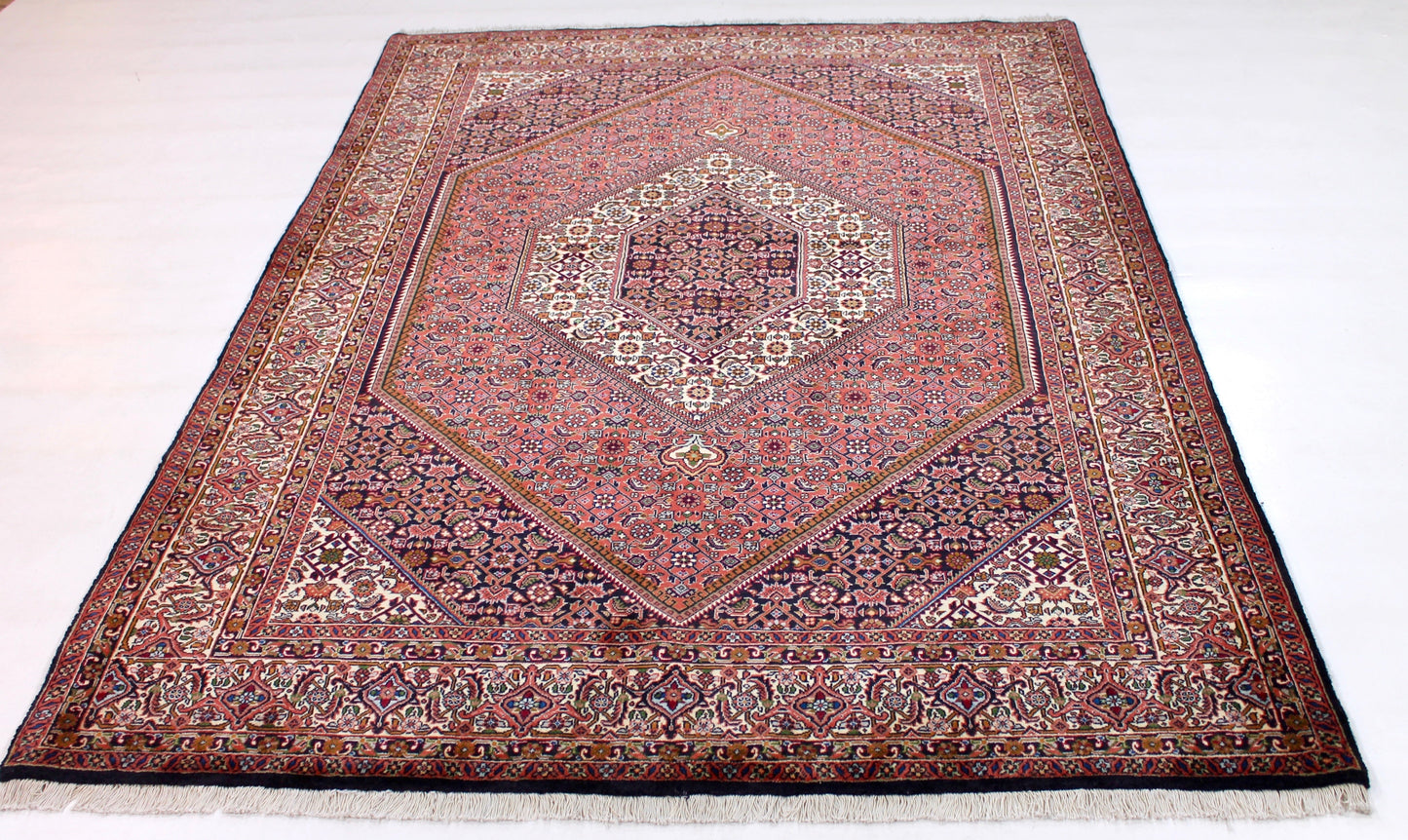 Bidjar Tekab