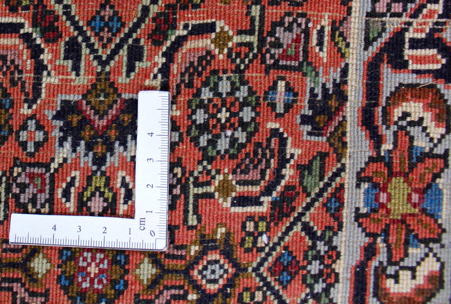 Bidjar Tekab