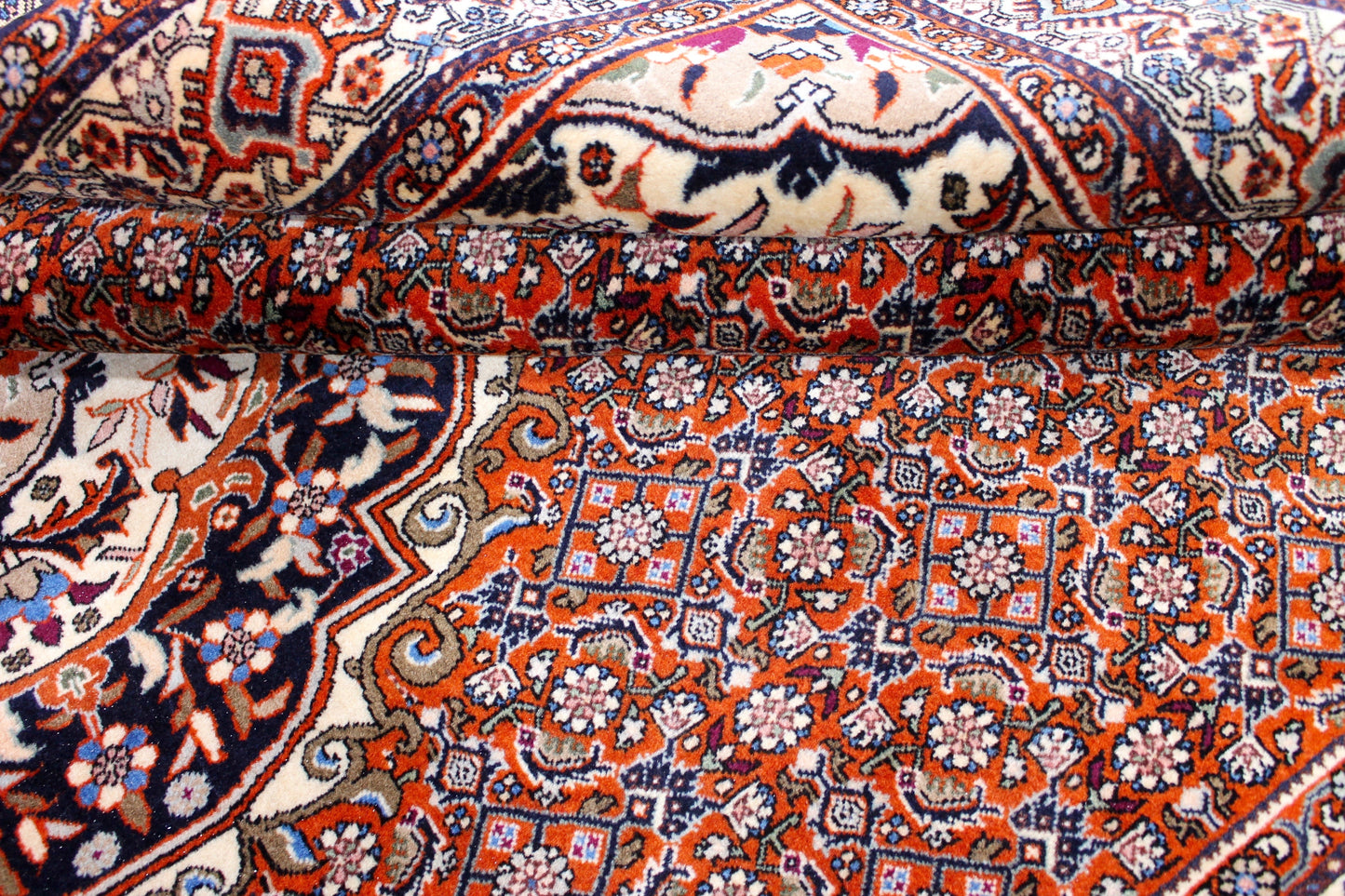 Bidjar Tekab