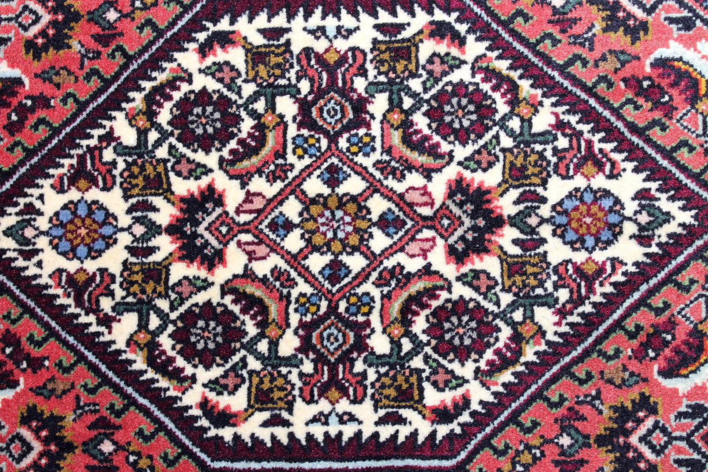 Bidjar tekab
