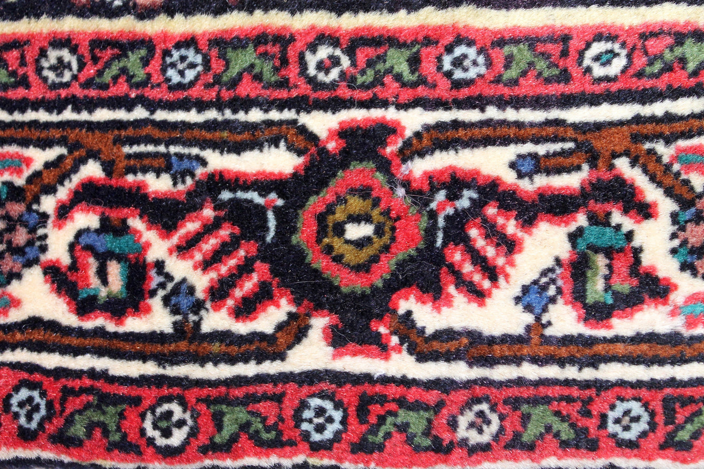Bidjar tekab