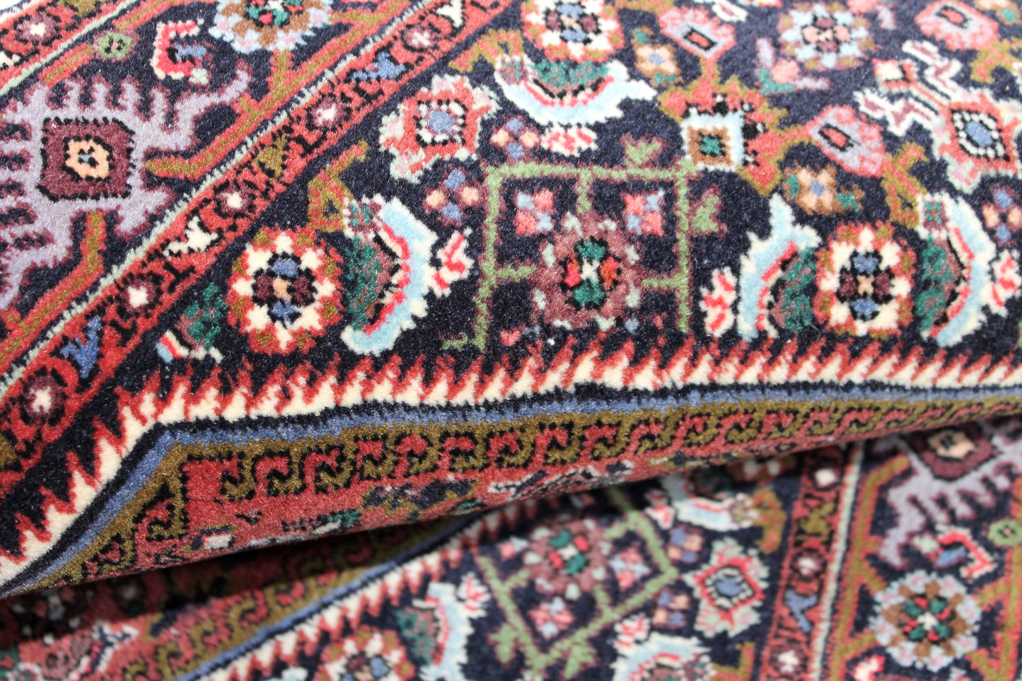 Bidjar tekab