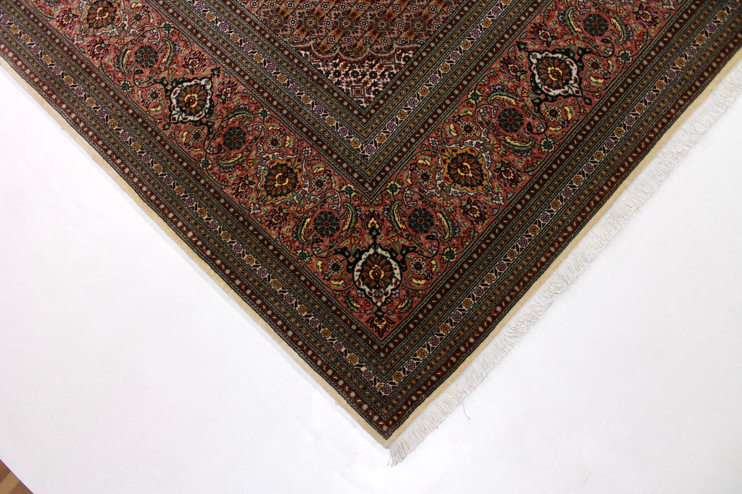 Tabriz 50R Mahi