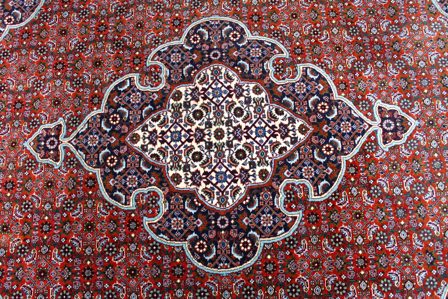 Bidjar Tekab