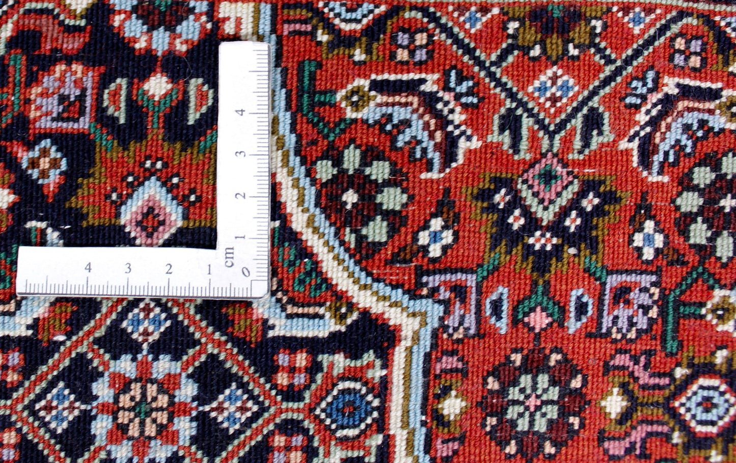 Bidjar Tekab