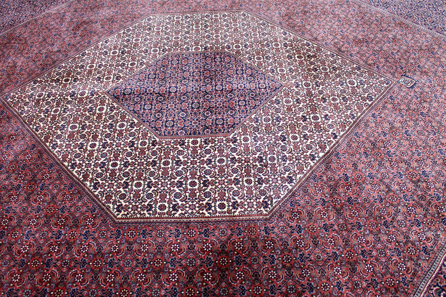 Bidjar Tekab