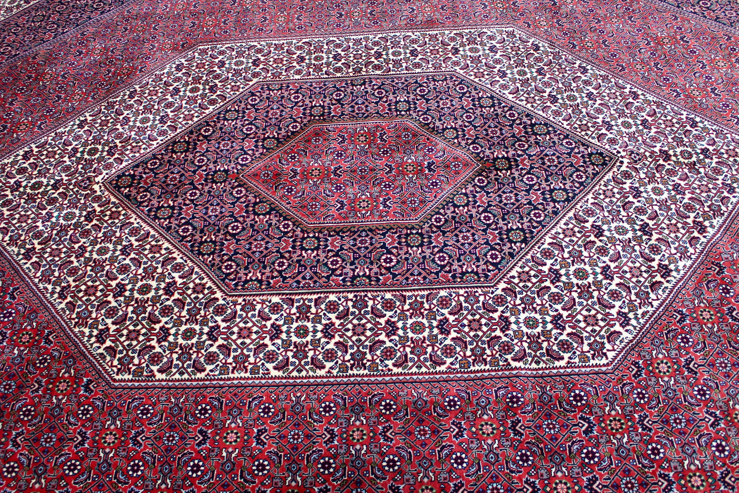 Bidjar Tekab