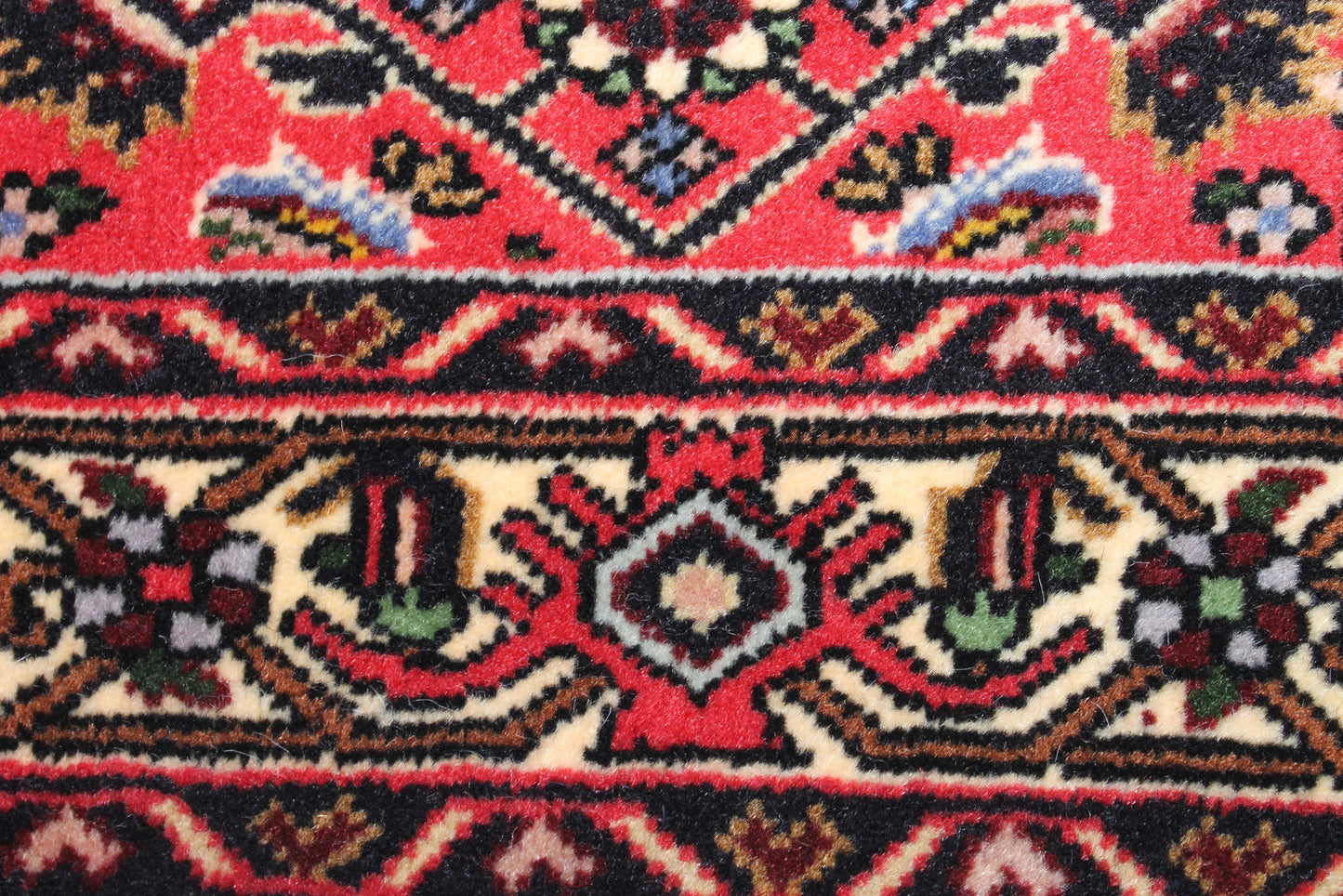 Bidjar tekab