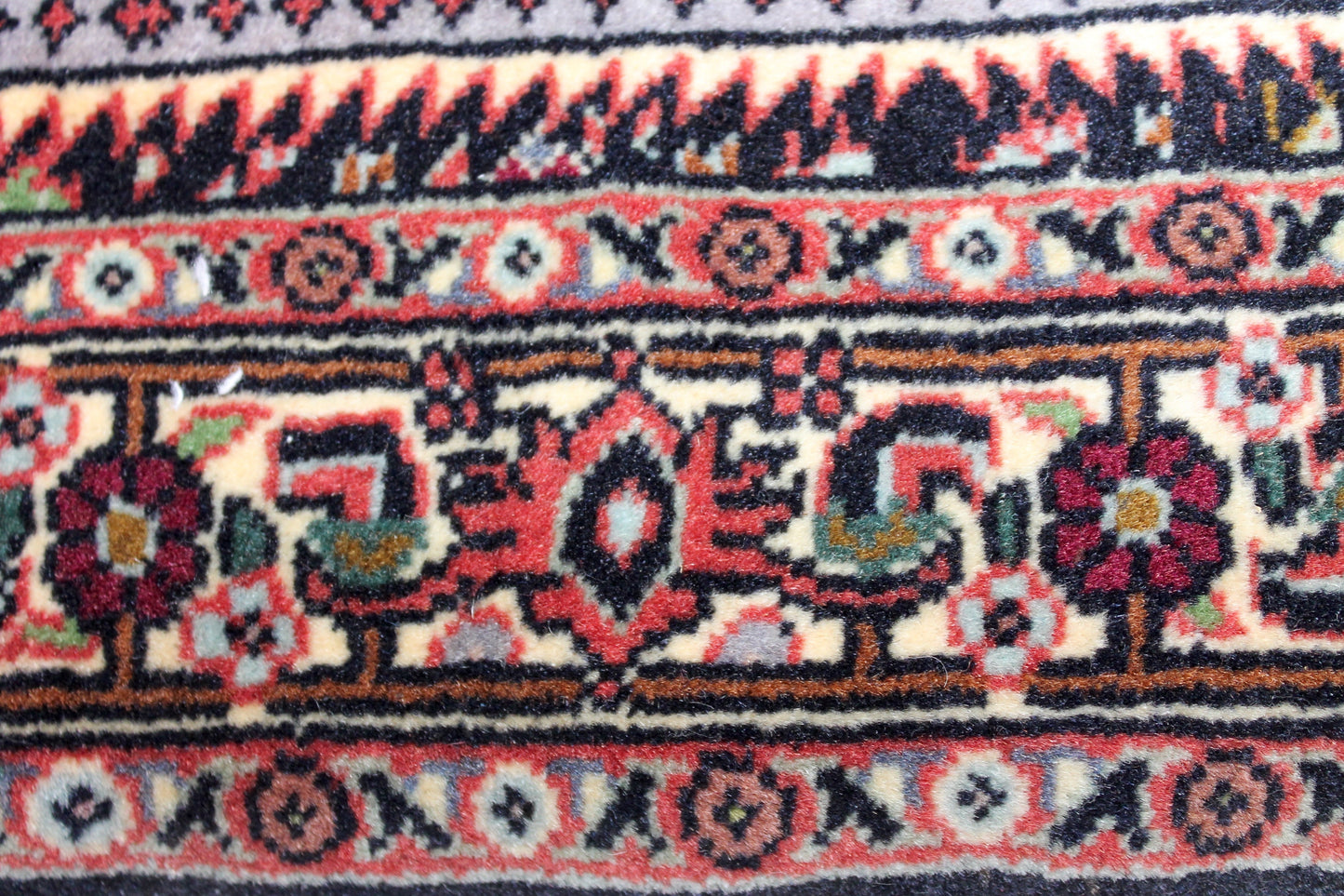 Bidjar tekab