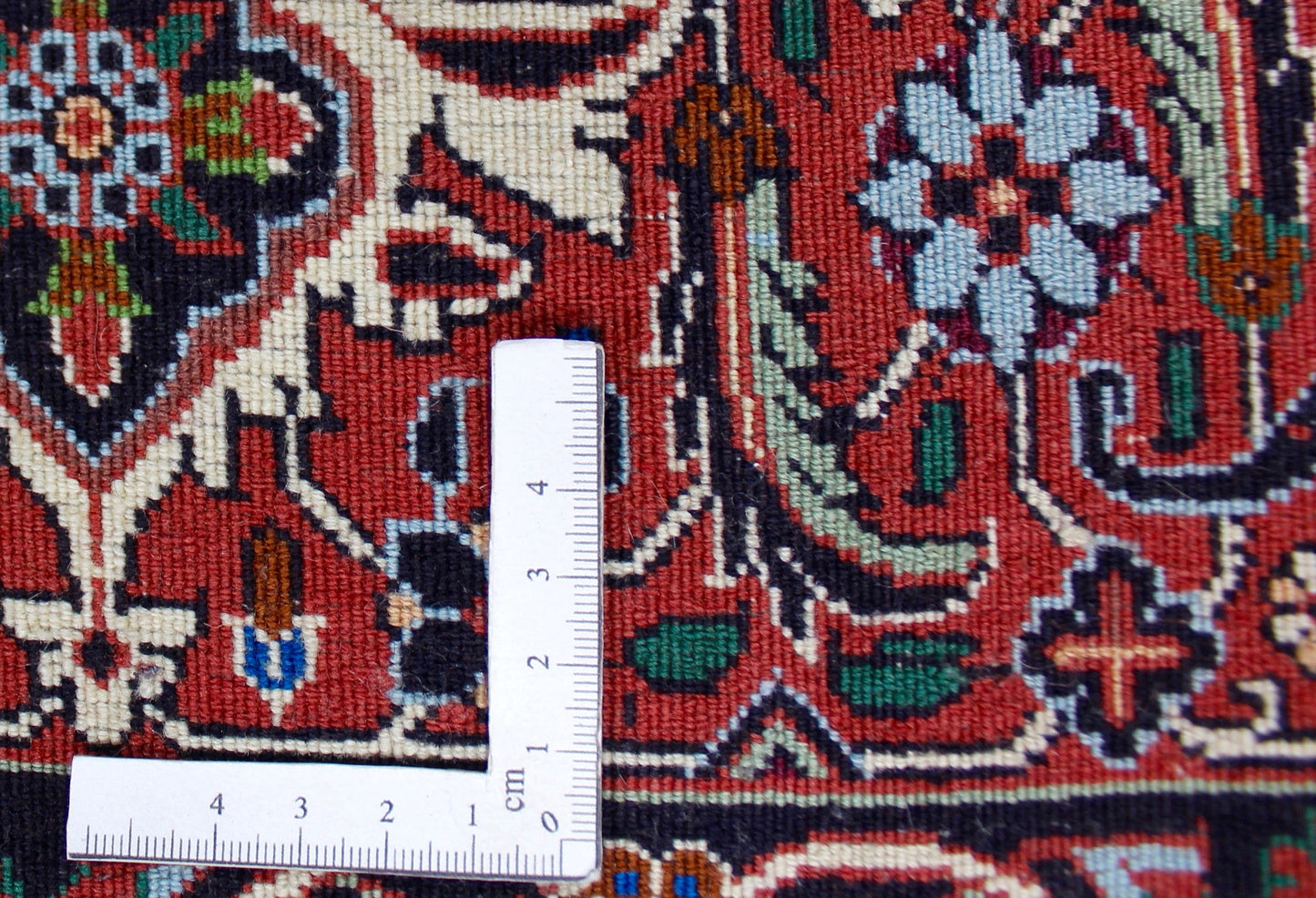 Bidjar Tekab