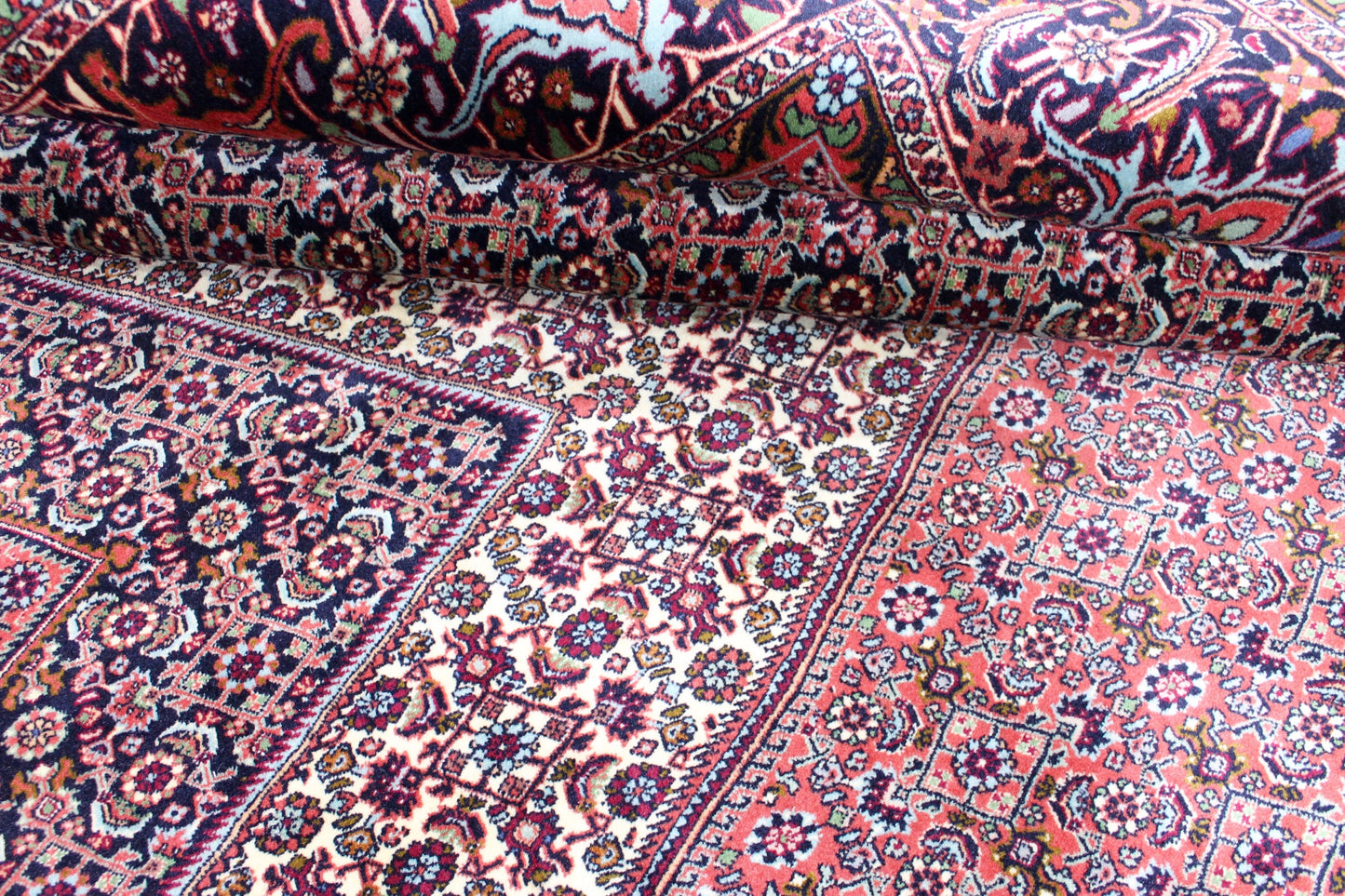 Bidjar Tekab
