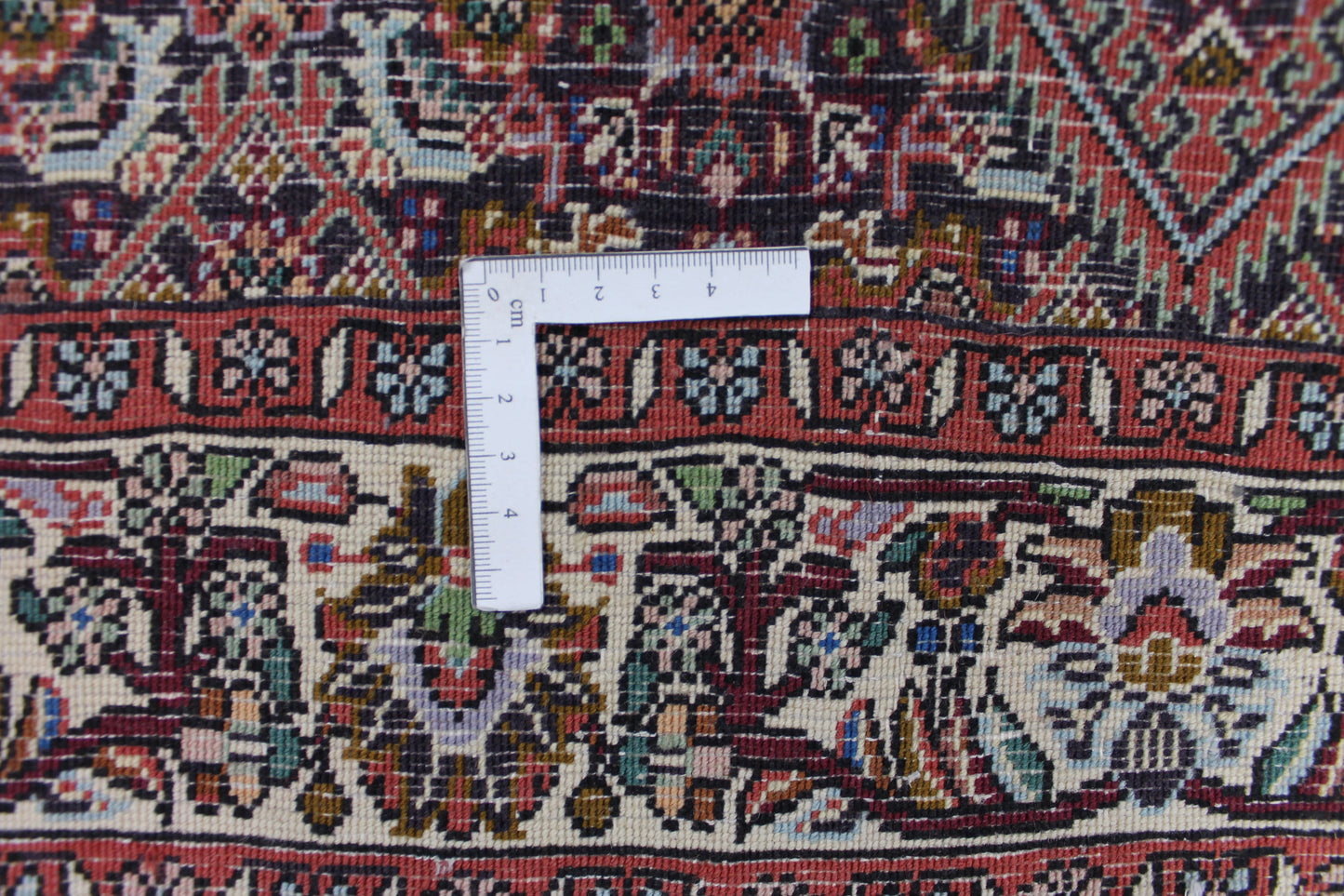 Bidjar Tekab
