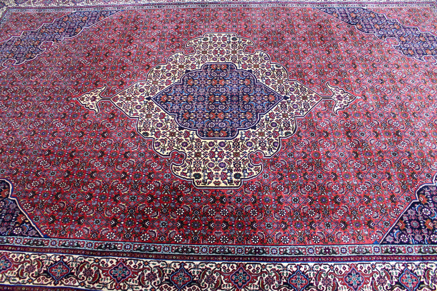 Bidjar Tekab