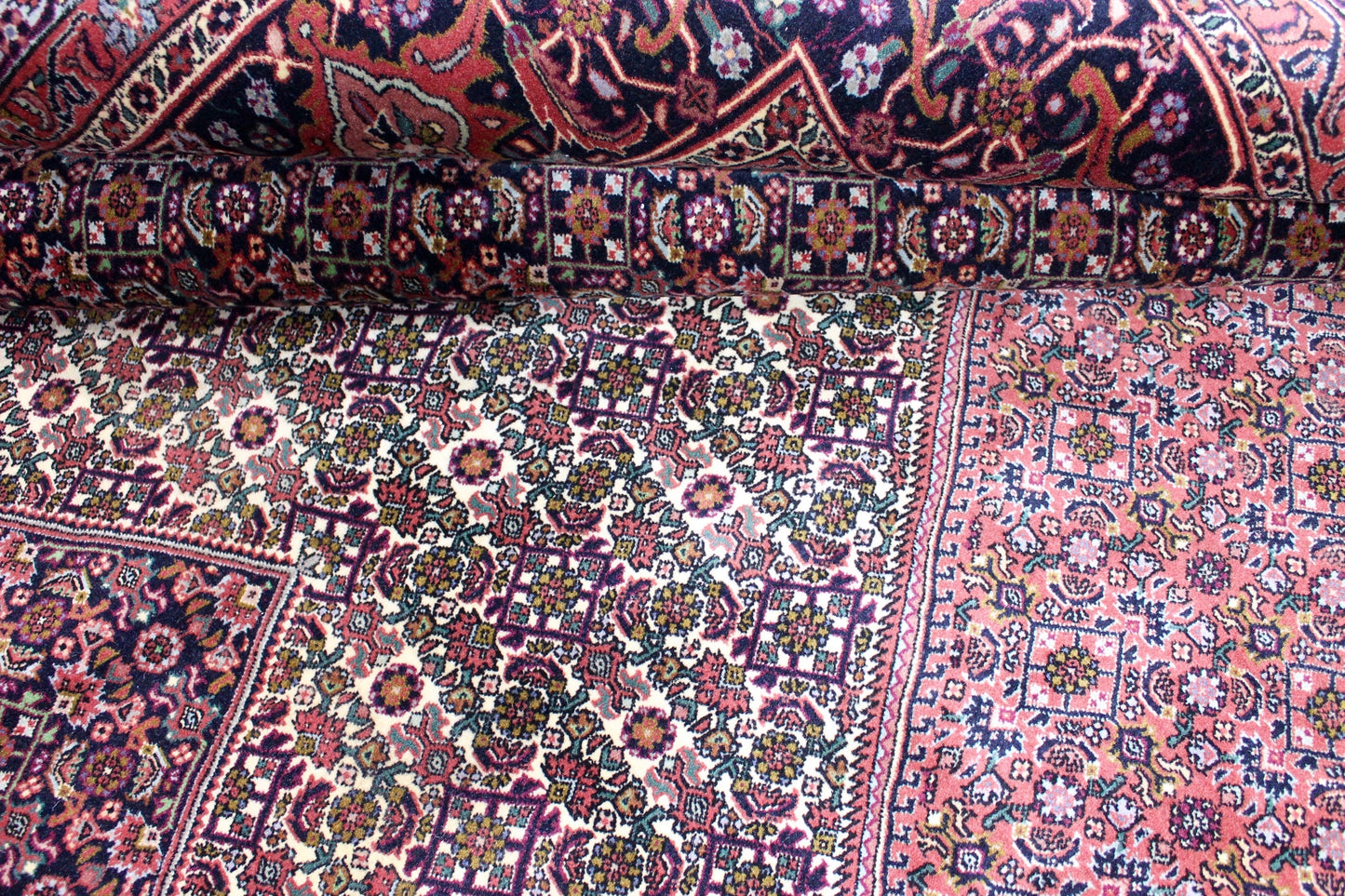 Bidjar Tekab