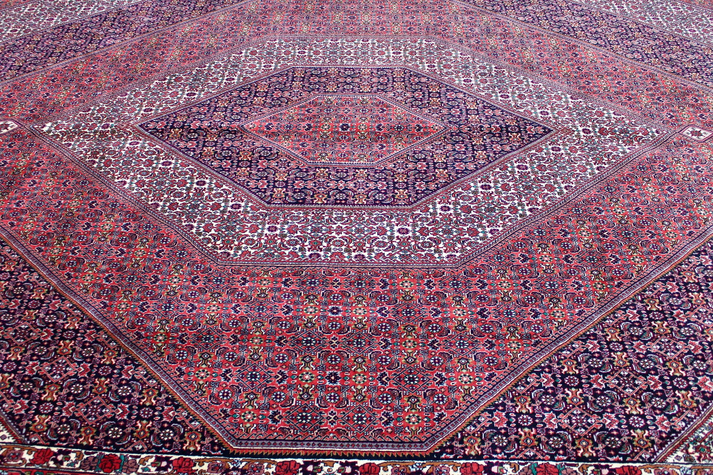 Bidjar Tekab