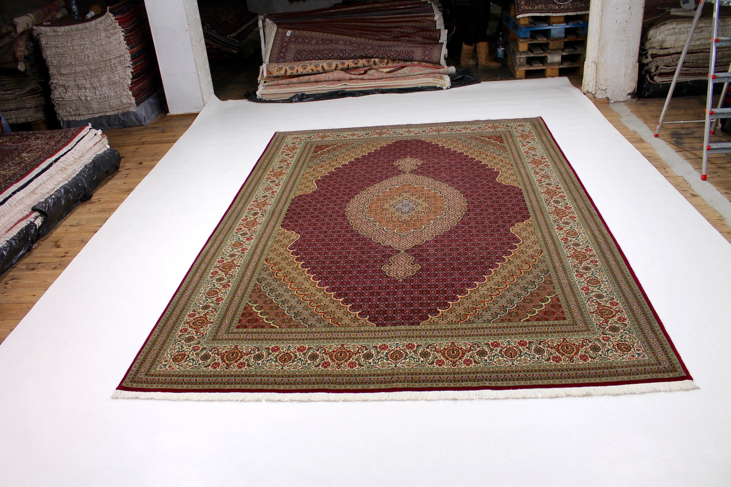Tabriz 50R Mahi