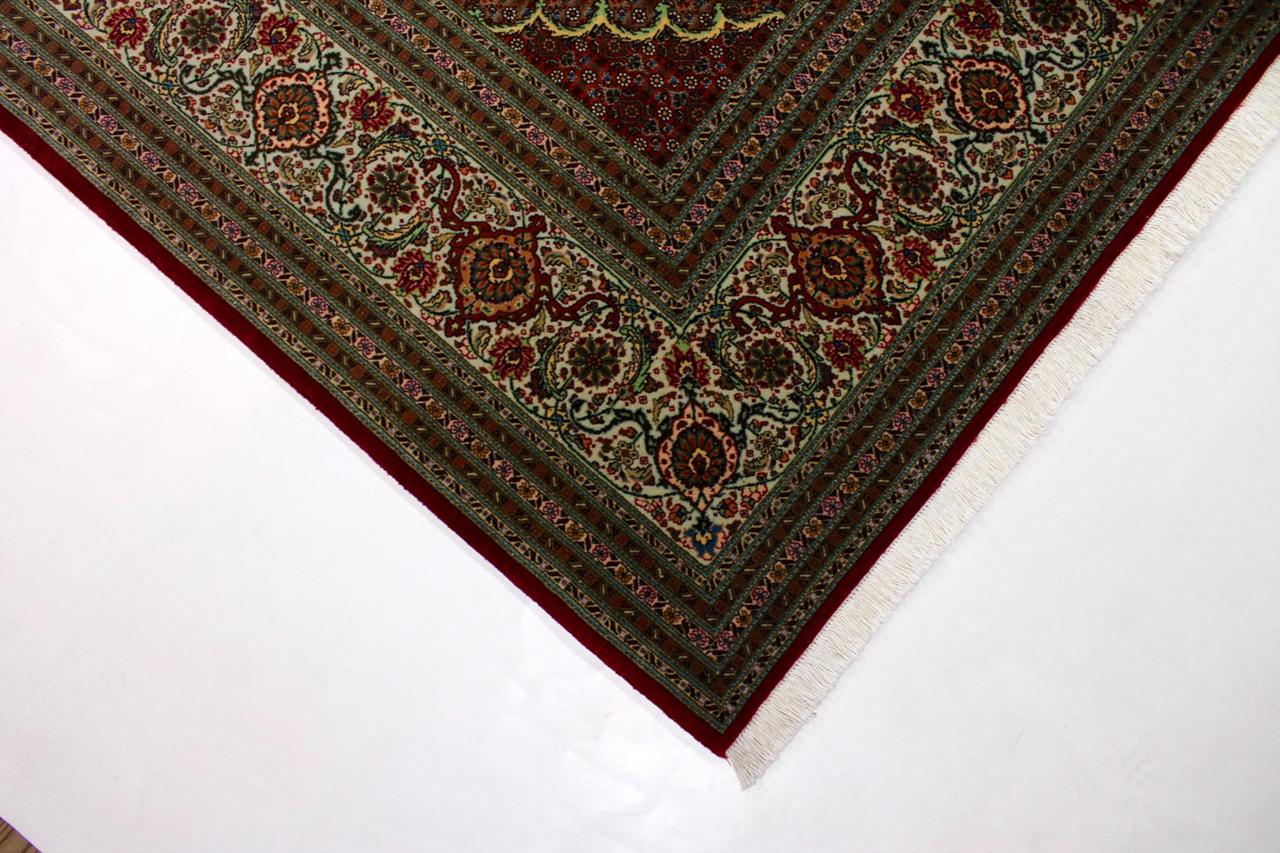 Tabriz 50R Mahi