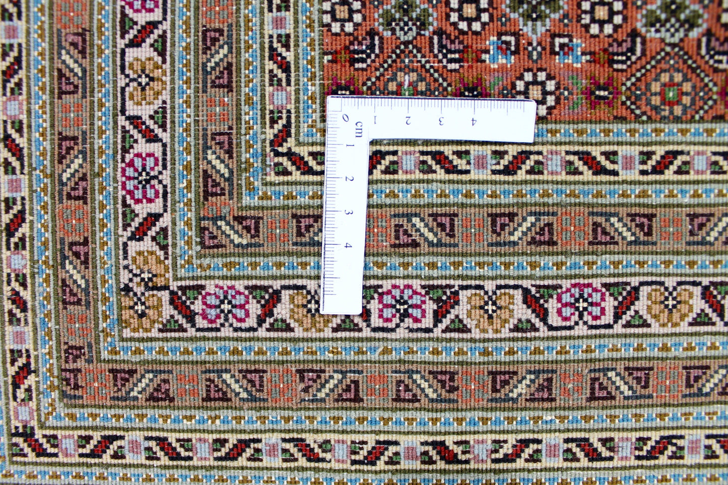 Tabriz 50R Mahi