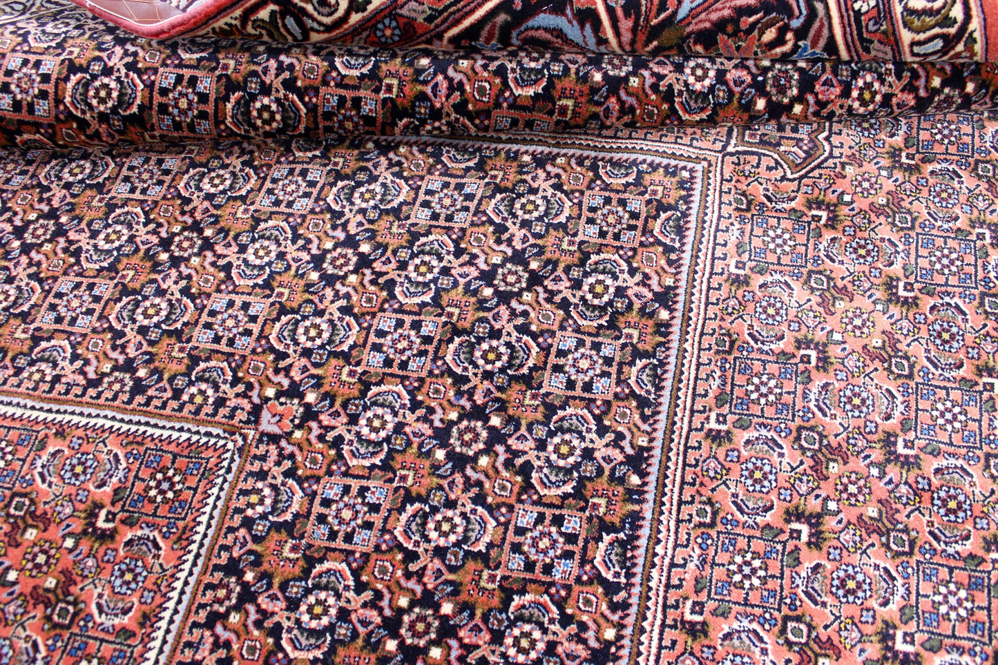Bidjar Tekab