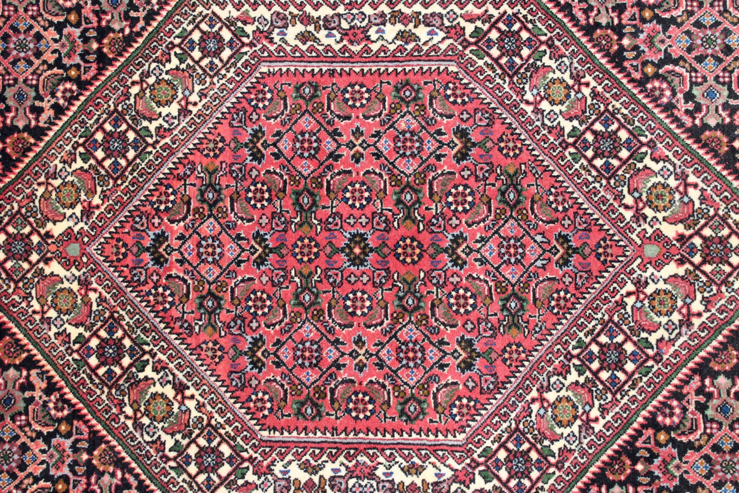 Bidjar tekab