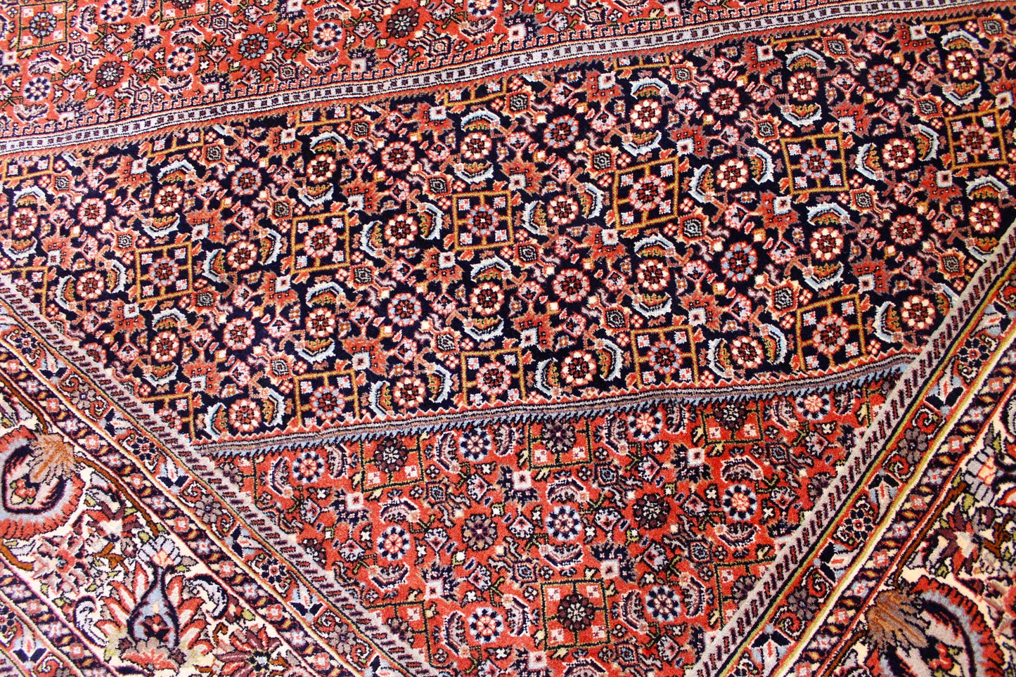 Bidjar Tekab