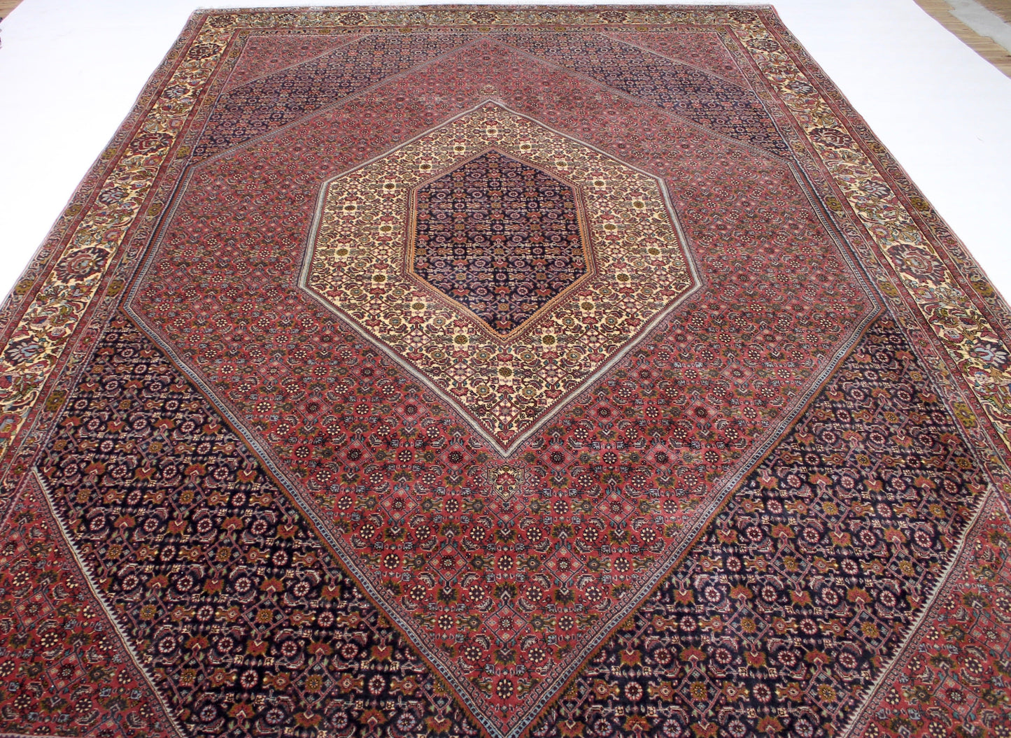Bidjar Tekab