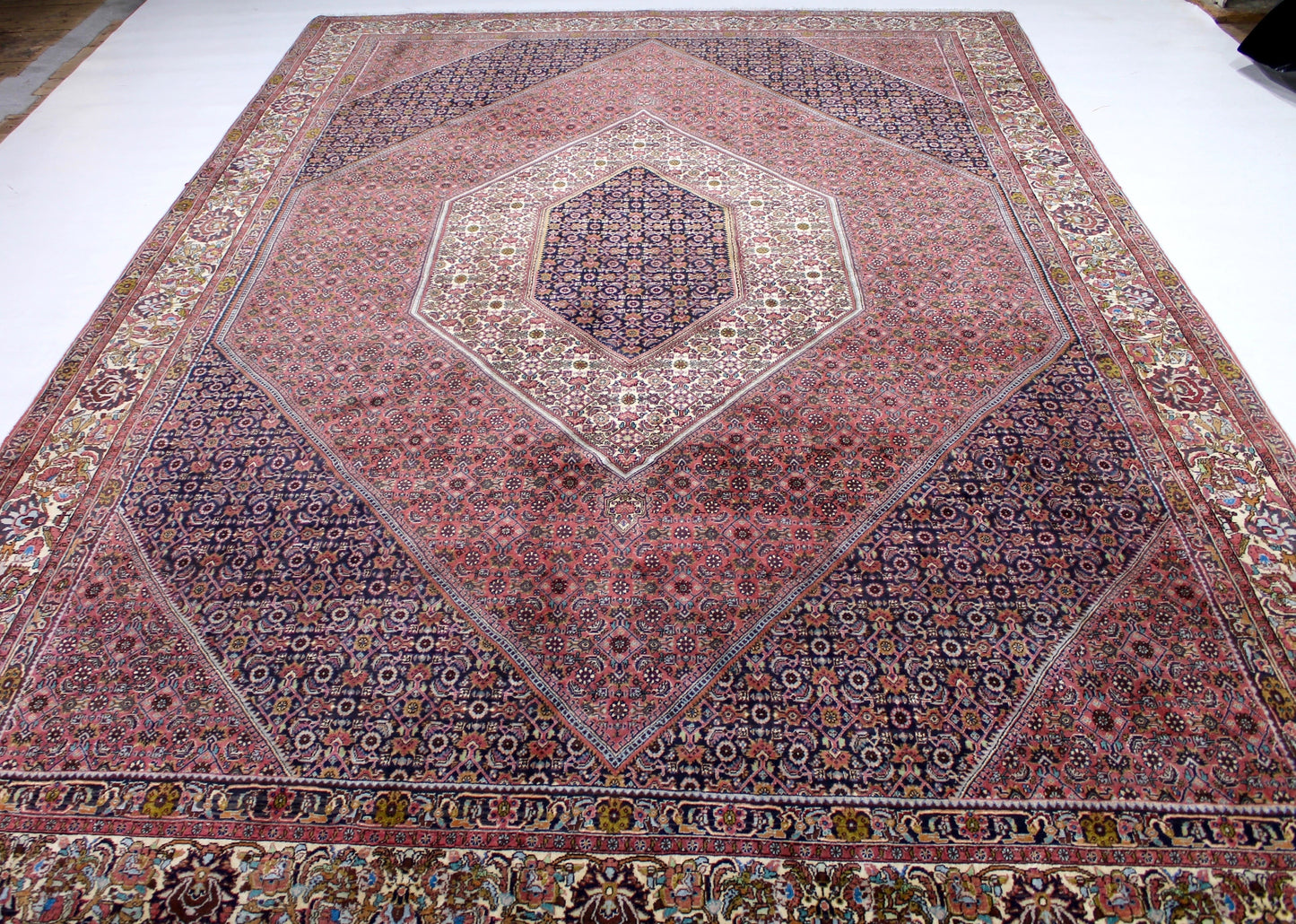 Bidjar Tekab