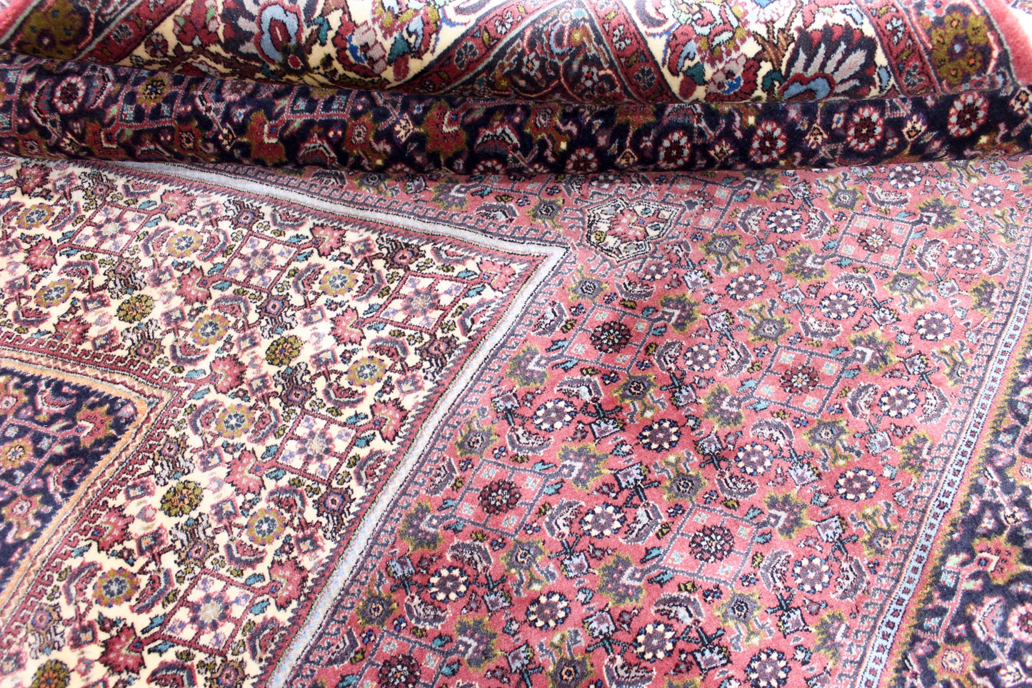 Bidjar Tekab