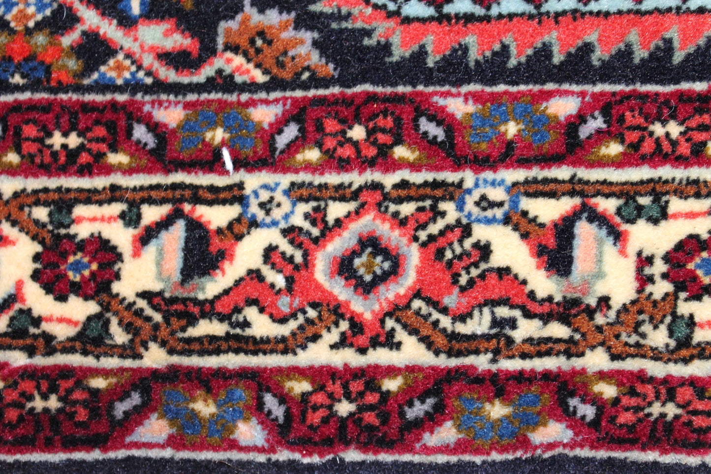 Bidjar tekab