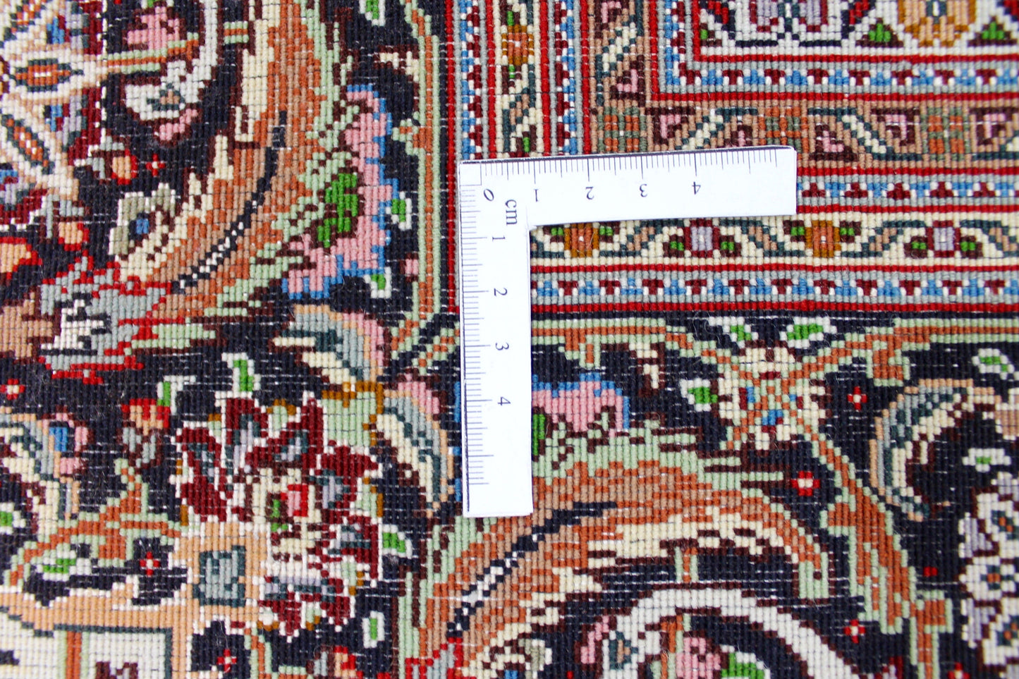 Tabriz 50R Mahi