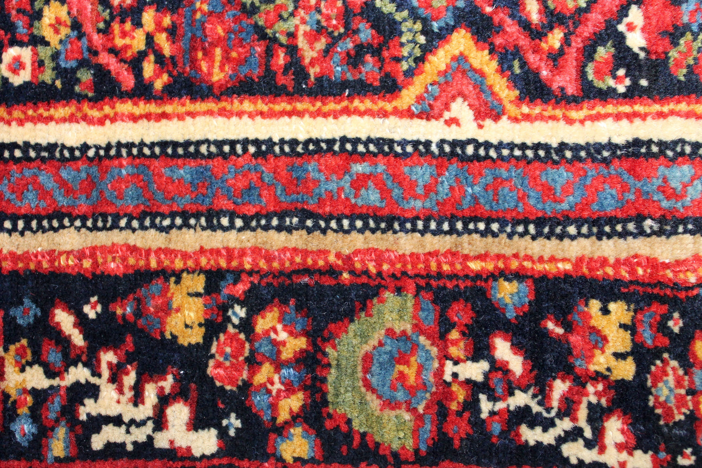 Farahan Antik
