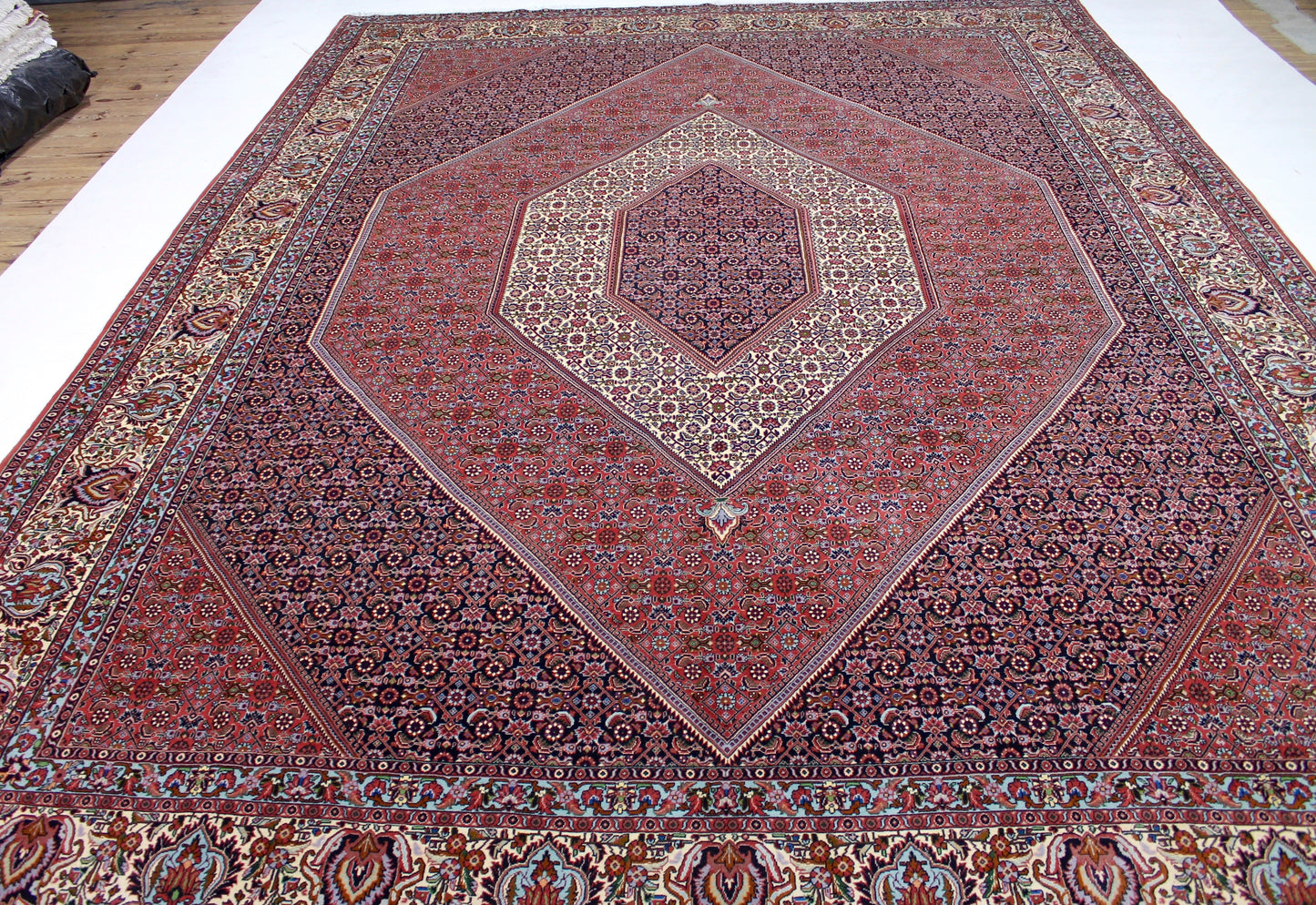 Bidjar Tekab