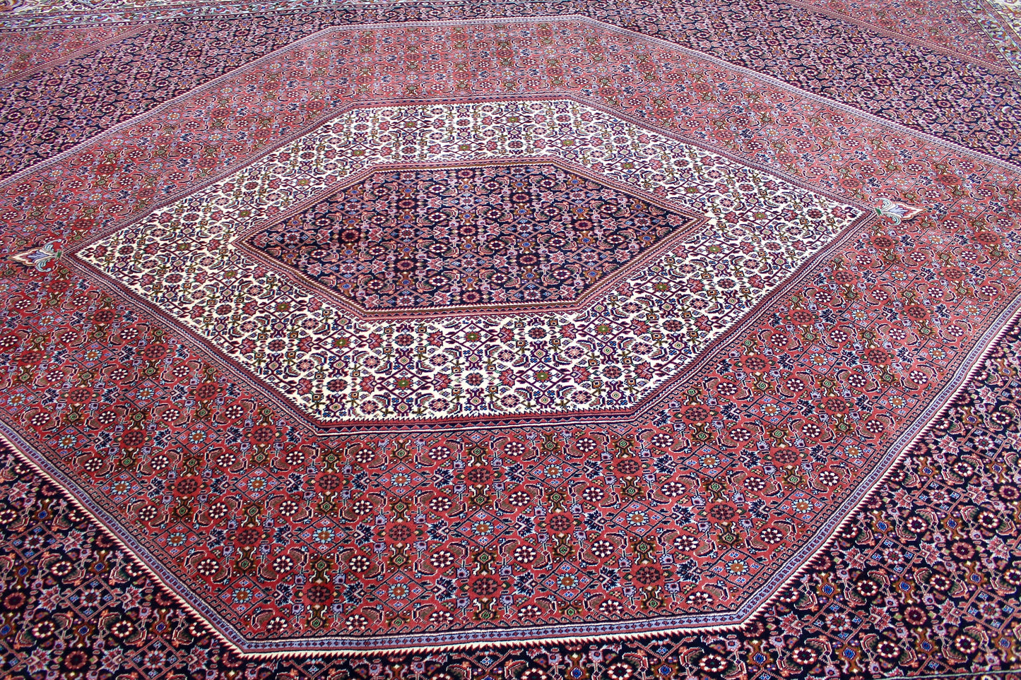 Bidjar Tekab