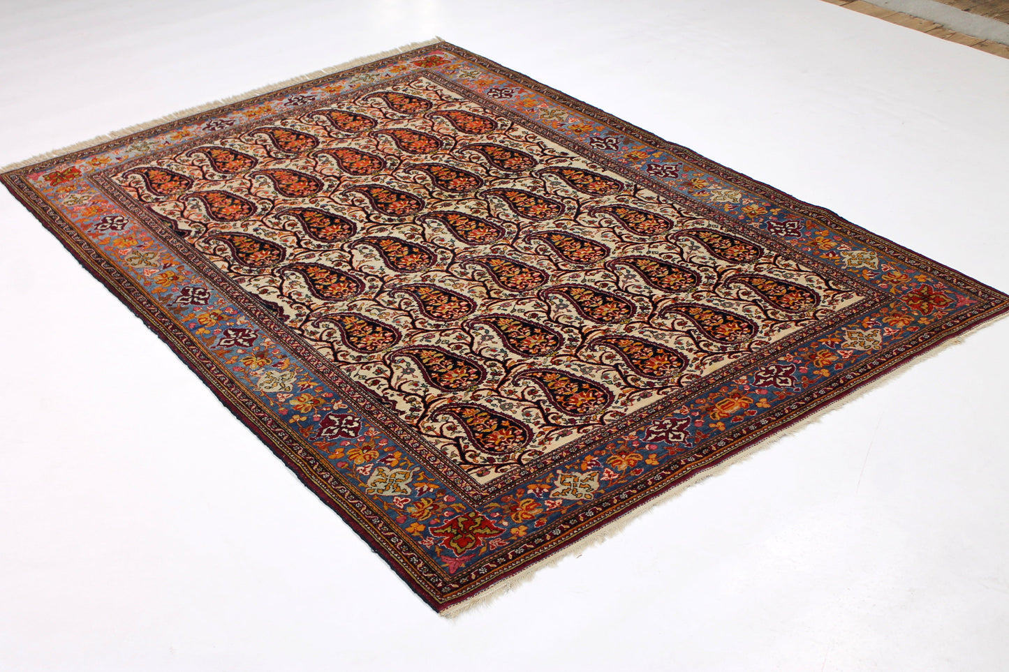 Farahan Antik