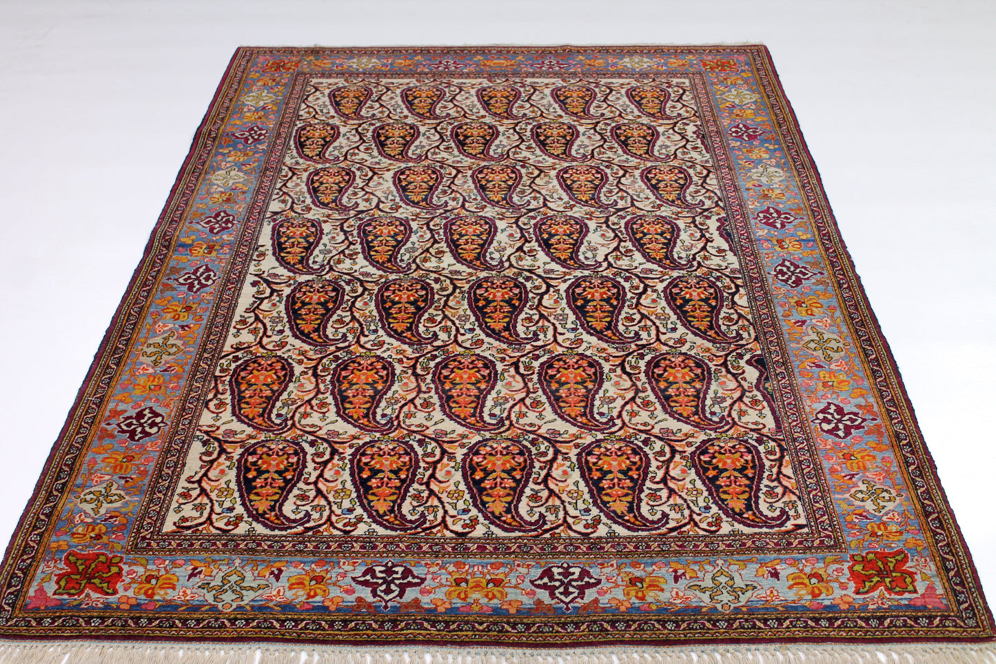 Farahan Antik