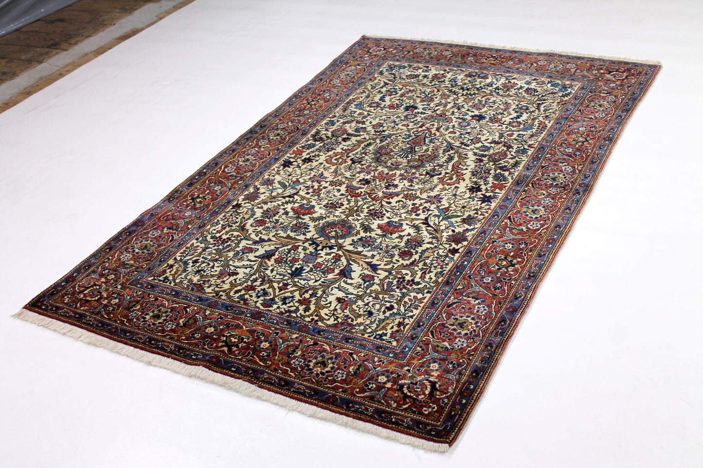 Kashan Weiss Antik
