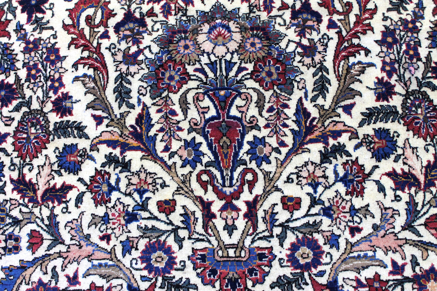 Kashan Weiss Antik