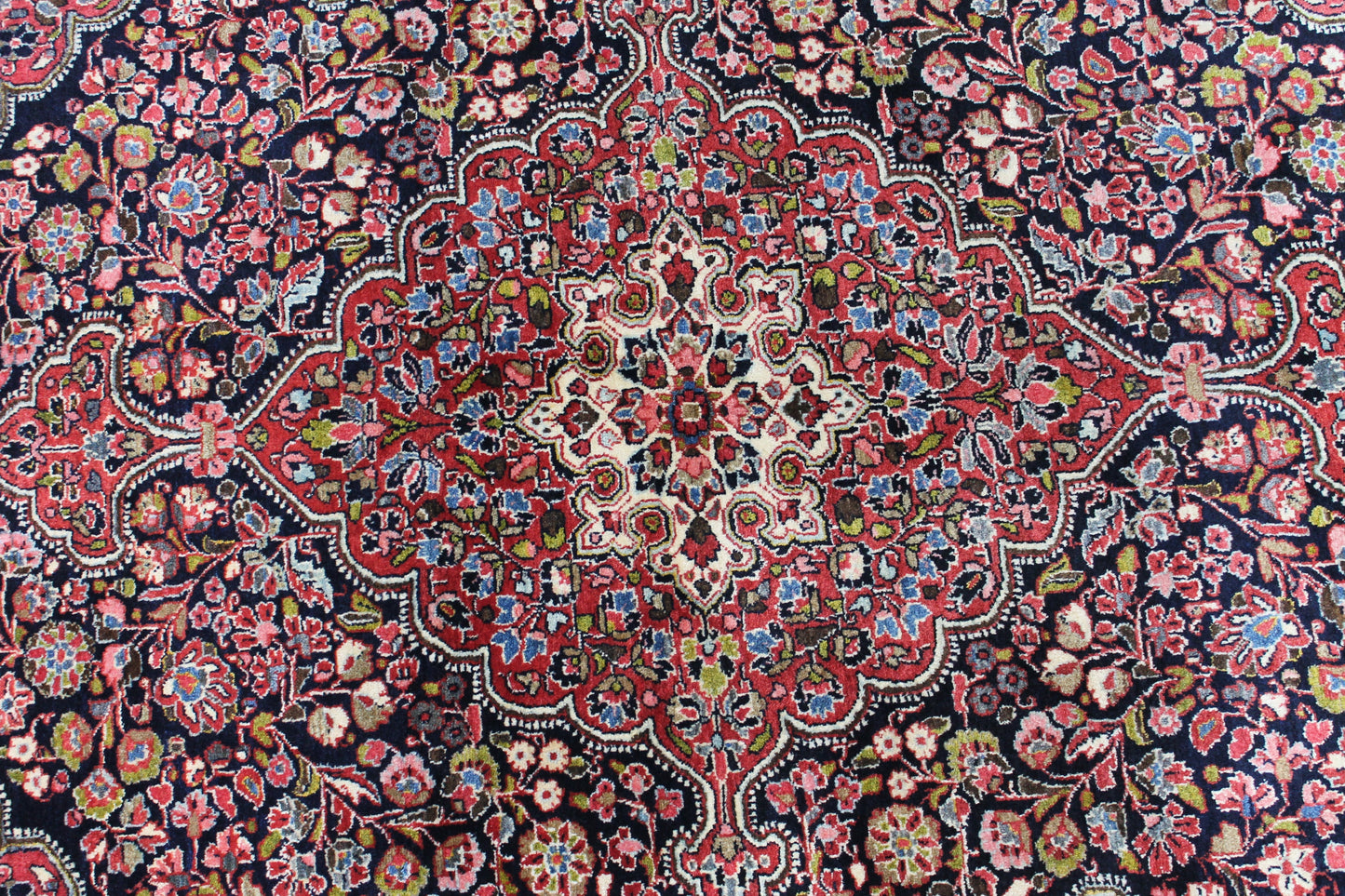 Kashan Antik