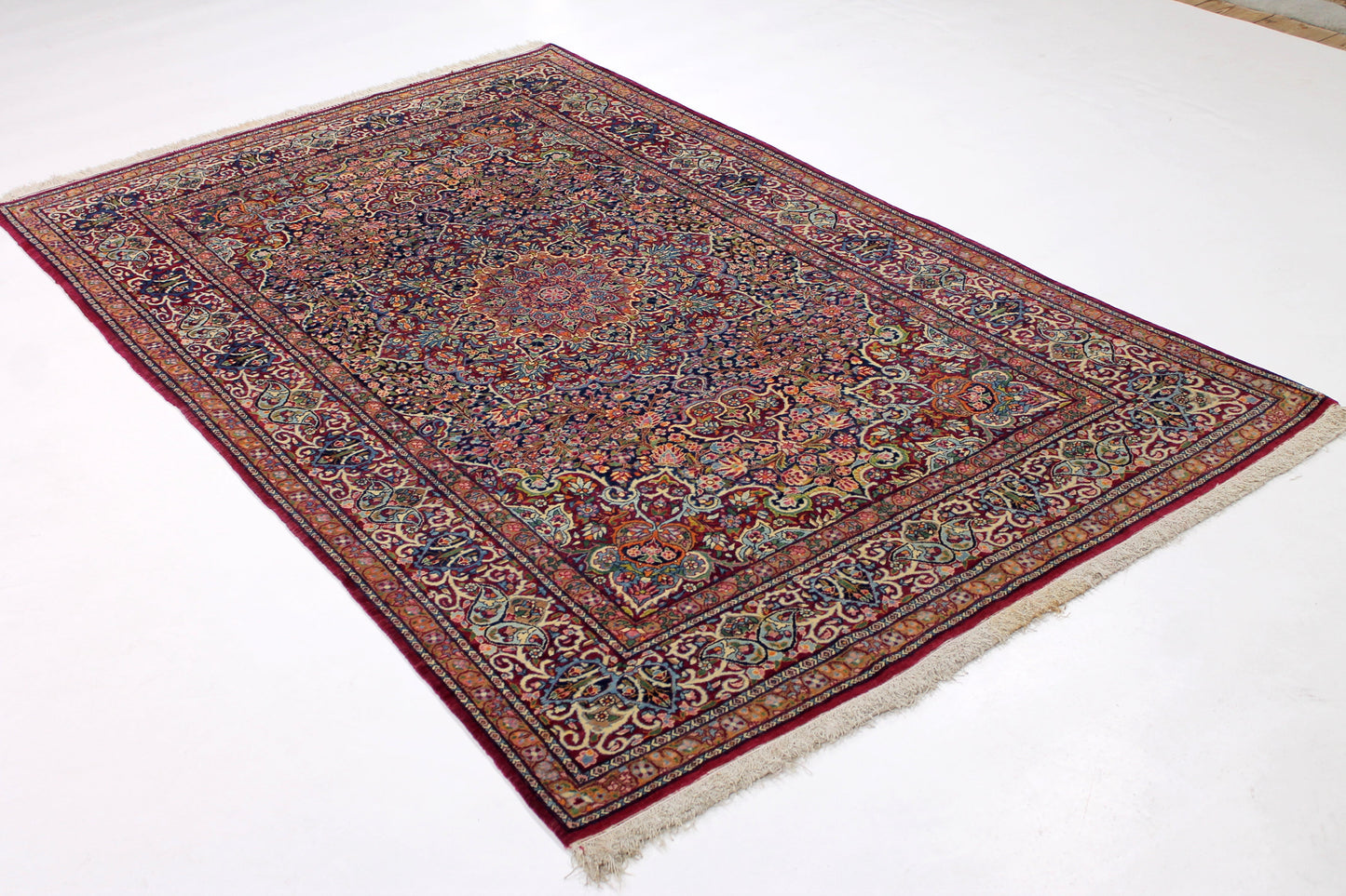 Todasht Antik