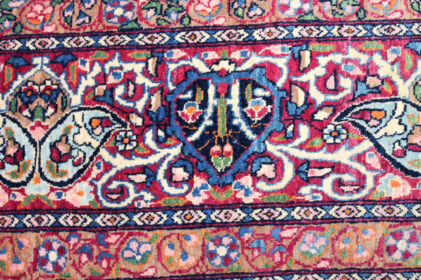 Todasht Antik