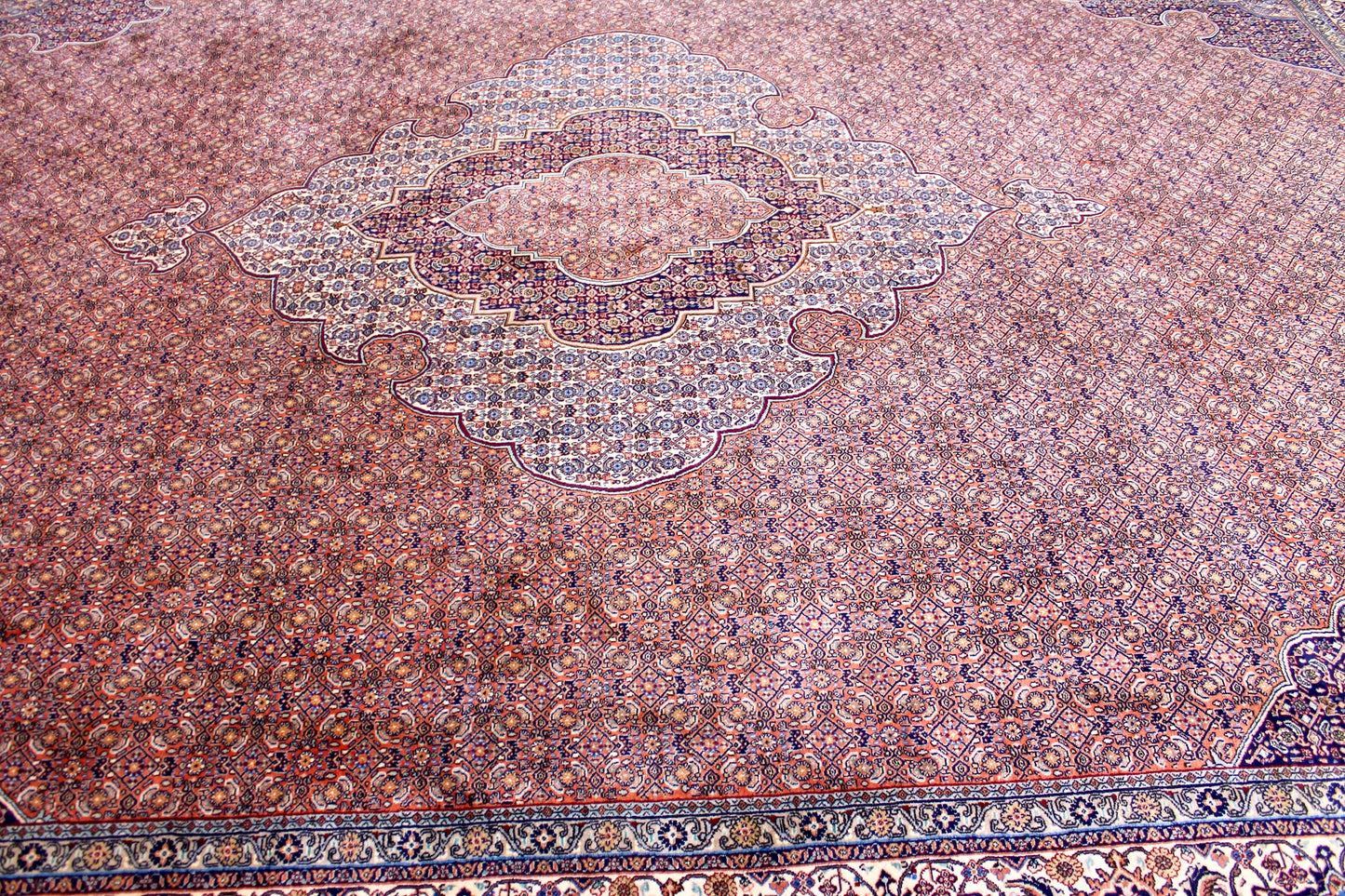 Bidjar Tekab