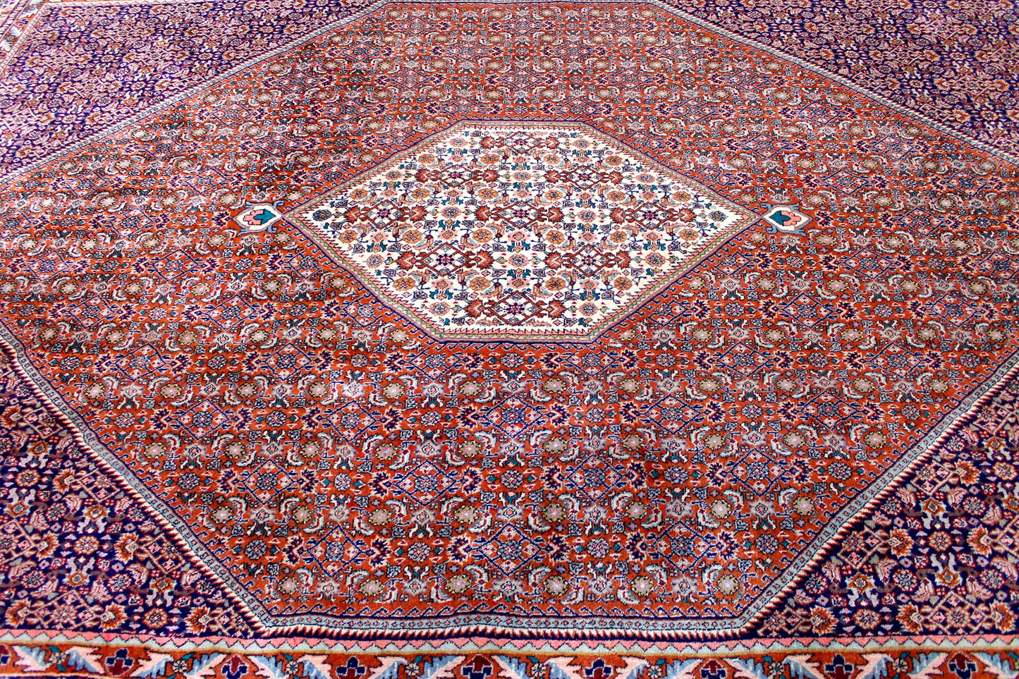 Bidjar Tekab